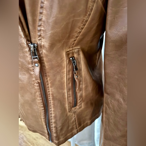 Max Studio Washed Faux Leather Jacket - Picture 4 of 10
